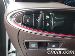 Genesis GV70 2.5T Бензин 2WD 2024 года из Южной Кореи