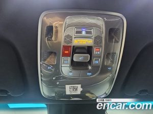 Genesis GV70 2.5T Бензин 2WD 2024 года из Южной Кореи