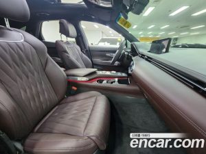 Genesis GV70 2.5T Бензин 2WD 2024 года из Южной Кореи
