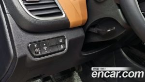 Kia Seltos Бензин 1.6 Turbo 2WD 2025 года из Южной Кореи