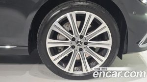 Mercedes-Benz E-Class E350 4MATIC Exclusive 2023 года из Южной Кореи
