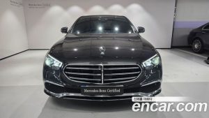 Mercedes-Benz E-Class E350 4MATIC Exclusive 2023 года из Южной Кореи