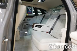 Rolls-Royce Ghost 6.7 V12 2022 года из Южной Кореи