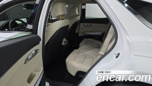 Genesis GV70 2.5T Бензин 2WD 2024 года из Южной Кореи