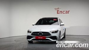 Mercedes-Benz C-Class C300 4MATIC AMG Line 2024 года из Южной Кореи