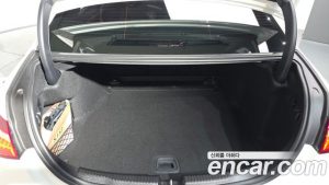 Mercedes-Benz C-Class C300 4MATIC AMG Line 2024 года из Южной Кореи