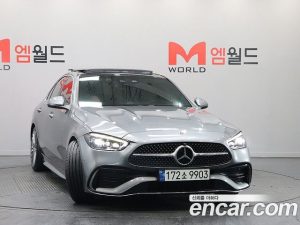 Mercedes-Benz C-Class C300 4MATIC AMG Line 2023 года из Южной Кореи