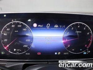 Mercedes-Benz C-Class C300 4MATIC AMG Line 2023 года из Южной Кореи