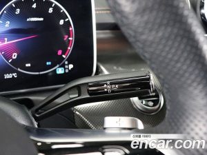 Mercedes-Benz C-Class C300 4MATIC AMG Line 2023 года из Южной Кореи