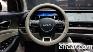 Kia Sportage Signature 2WD 2024 года из Южной Кореи