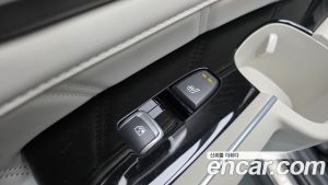 Kia Sorento HEV 1.6 2WD 2024 года из Южной Кореи