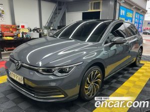 Volkswagen Golf 2.0 TDI Prestige 2022 года из Южной Кореи