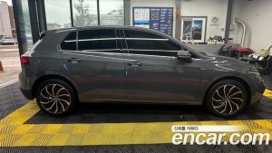 Volkswagen Golf 2.0 TDI Prestige 2022 года из Южной Кореи