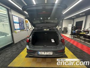 Volkswagen Golf 2.0 TDI Prestige 2022 года из Южной Кореи