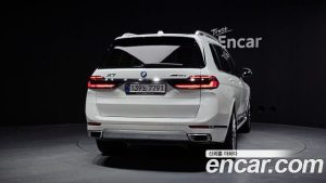 BMW X7 xDrive 40d Design Pure Excellence 7-Seater 2024 года из Южной Кореи