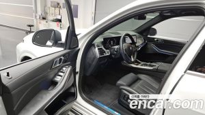 BMW X7 xDrive 40d Design Pure Excellence 7-Seater 2024 года из Южной Кореи