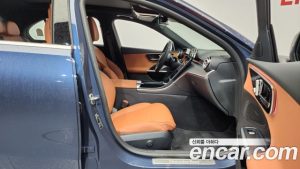 Mercedes-Benz C-Class C200 Avantgarde 2025 года из Южной Кореи