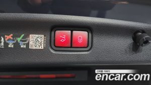 Mercedes-Benz C-Class C200 Avantgarde 2025 года из Южной Кореи