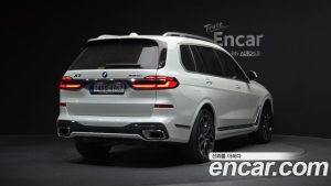 BMW X7 xDrive 40i M Sport 6 2025 года из Южной Кореи