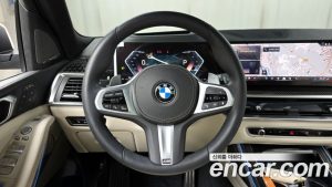 BMW X7 xDrive 40i M Sport 6 2025 года из Южной Кореи