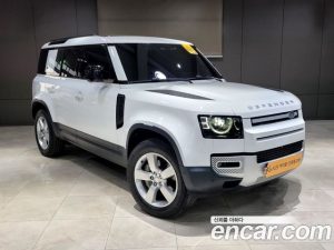 Land Rover Defender 110 D300 HSE 2023 года из Южной Кореи