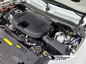 Land Rover Defender 110 D300 HSE 2023 года из Южной Кореи