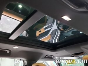 Land Rover Defender 110 D300 HSE 2023 года из Южной Кореи