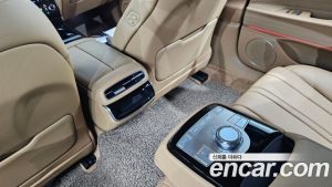 Genesis G80 Бензин 2.5 Turbo AWD 2025 года из Южной Кореи