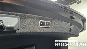 Genesis G80 Бензин 2.5 Turbo AWD 2025 года из Южной Кореи