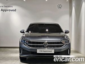 Volkswagen Jetta 1.5 TSI Premium 2023 года из Южной Кореи