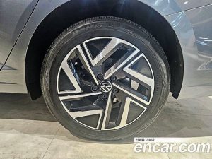 Volkswagen Jetta 1.5 TSI Premium 2023 года из Южной Кореи