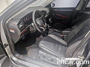 Volkswagen Jetta 1.5 TSI Premium 2023 года из Южной Кореи