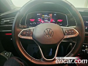 Volkswagen Jetta 1.5 TSI Premium 2023 года из Южной Кореи
