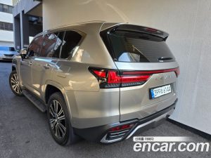 Lexus LX 700h Luxury 2025 года из Южной Кореи
