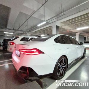 BMW 5-Series 530i xDrive M Sport PRO Special Edition 2025 года из Южной Кореи