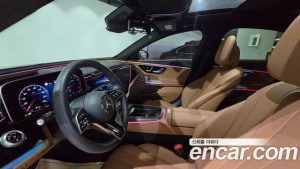 Mercedes-Benz E-Class E300 4MATIC Exclusive 2025 года из Южной Кореи