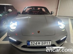 Porsche 911 CARRERA GTS Cabriolet 2023 года из Южной Кореи