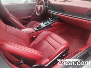 Porsche 911 CARRERA GTS Cabriolet 2023 года из Южной Кореи