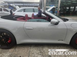 Porsche 911 CARRERA GTS Cabriolet 2023 года из Южной Кореи