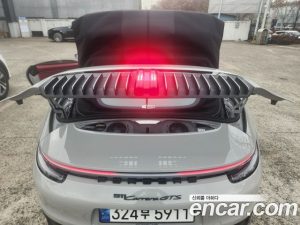 Porsche 911 CARRERA GTS Cabriolet 2023 года из Южной Кореи