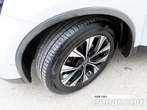 Renault-KoreaSamsung QM6 2.0 GDe LE Signature 2WD 2023 года из Южной Кореи