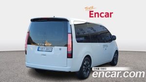 Hyundai Staria L3.5 Lounge 7-Seater 2024 года из Южной Кореи