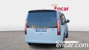 Hyundai Staria L3.5 Lounge 7-Seater 2024 года из Южной Кореи