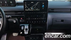 Hyundai Staria L3.5 Lounge 7-Seater 2024 года из Южной Кореи
