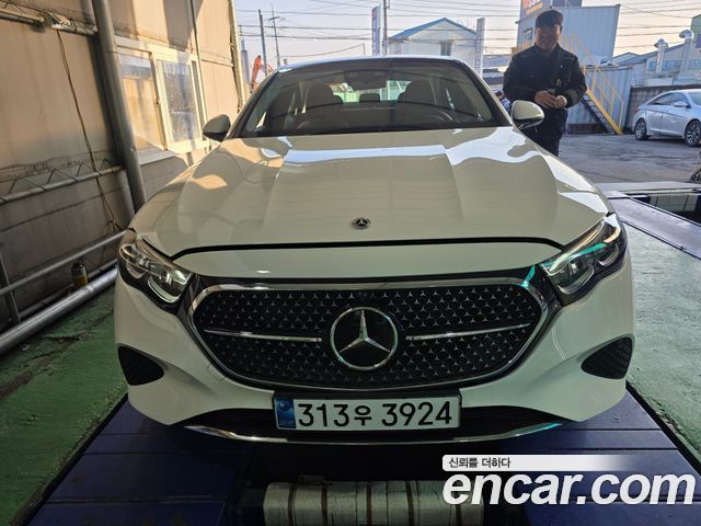 Mercedes-Benz E-Class E200 Avantgarde 2025 года из Кореи