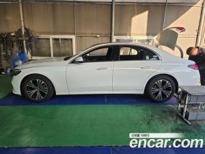 Mercedes-Benz E-Class E200 Avantgarde 2025 года из Южной Кореи