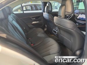 Mercedes-Benz E-Class E200 Avantgarde 2025 года из Южной Кореи
