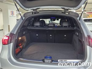 Mercedes-Benz GLC-Class GLC300 4MATIC Avantgarde 2025 года из Южной Кореи