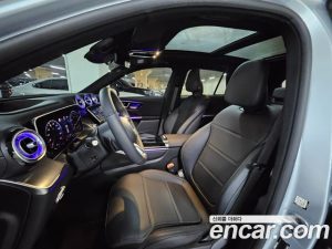 Mercedes-Benz GLC-Class GLC300 4MATIC Avantgarde 2025 года из Южной Кореи