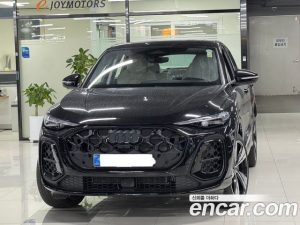 Audi Q5 40 TDI 4WD S Line Sportback 2025 года из Южной Кореи